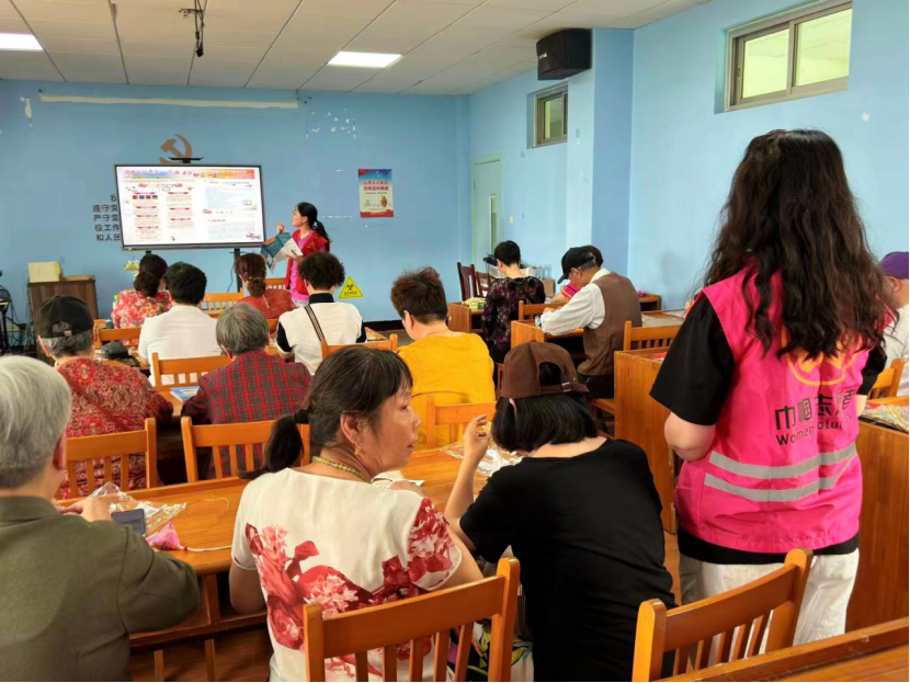 浙江嘉兴南湖：诸“邪”退散  艾香连情241.png